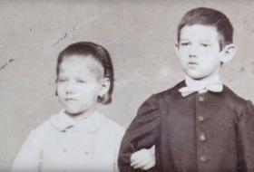 Here`s why people are never smiling in old photos - VIDEO